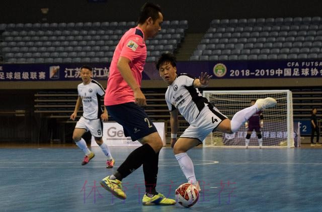 五超联赛赛会制镇江站首日结束 逆境中的不放弃更显珍贵